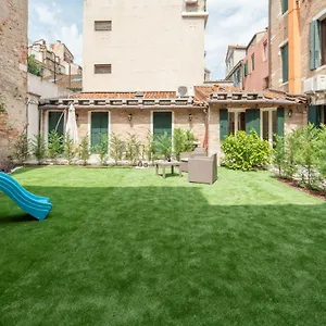 corte-dei-santi.hotelinveneto.com/